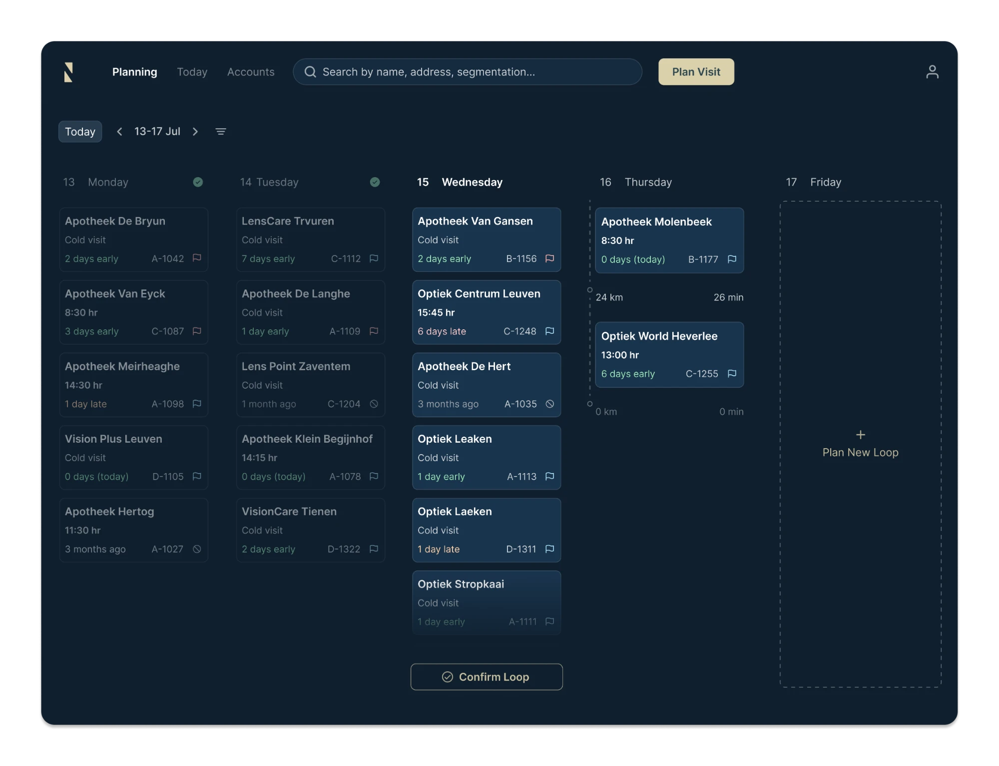 The same weekly planning view after moving to the dark theme.